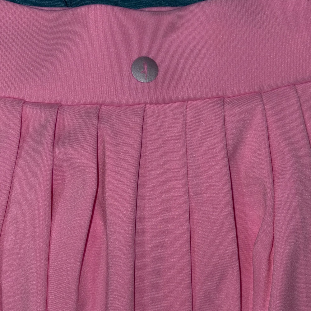 Flattering Pink Pleated Skater Skirt - Picture 6 of 8